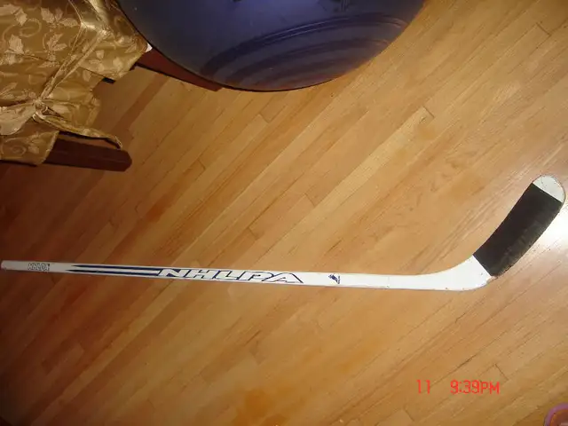 ** Hockey Helmets,Shin Pads, Sticks, Shorts,Soccer Pads** in Hockey in Calgary - Image 8