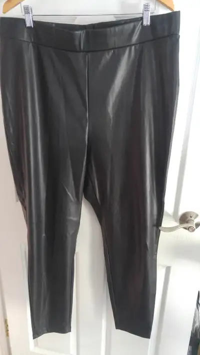 New, Vegan Leather, Size 18/20, View more