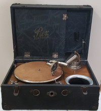 Gramophone Rex Portable Antique Working