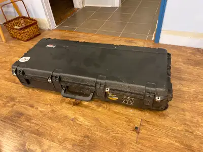 ACOUSTIC GUITAR FLIGHT CASE, View more
