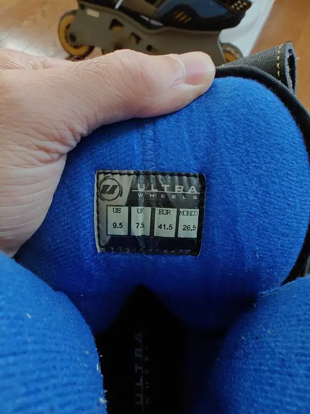 Inline skates size 9.5 in Skates & Blades in Ottawa - Image 3