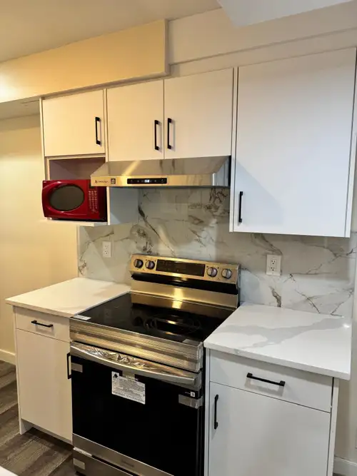 Welcome to this brand new 1 + 1 walkout basement suite located in the desirable Luxstone Landing com...