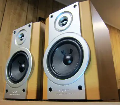 SONY SS-MD333 BOOKSHELF SPEAKERS * MADE IN JAPAN * 1998, View more