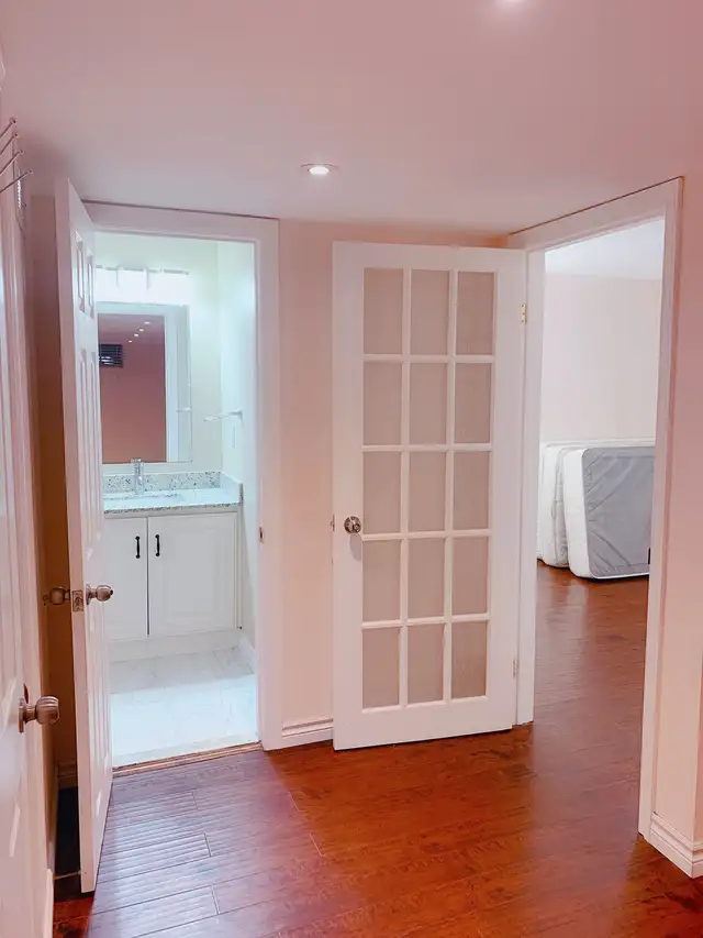 Milton Beautiful Basement for Rental (For single & young couple) in Long Term Rentals in Oakville / Halton Region - Image 11