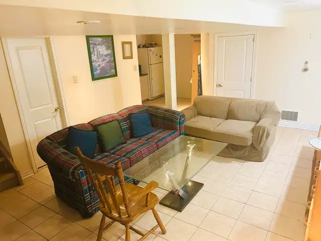 Furnished girls room Mississauga Heartland square one 1-Oct63860084792579122