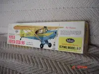 Vintage Piper Super Cub model kit