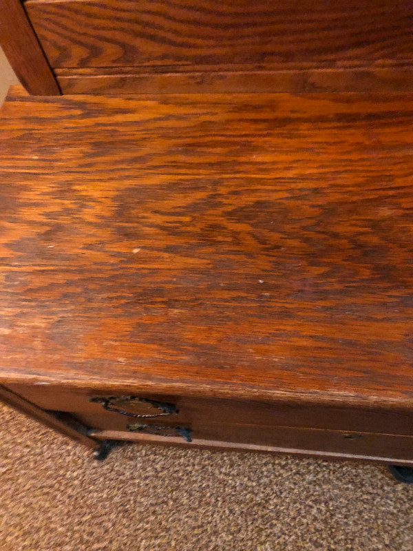 Antique Oak Dresser in Dressers & Wardrobes in Belleville - Image 4