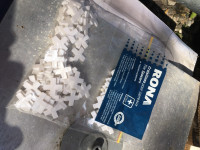 Rona tile spacers 1/4 inch