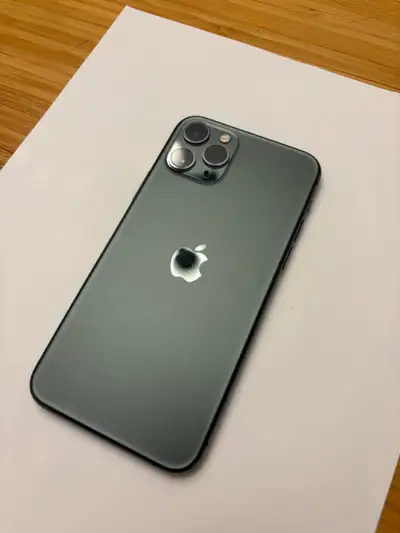 iPhone 11 Pro Good everyday phone Face ID, Apple Pay and all features work Battery Health is 75% Com...