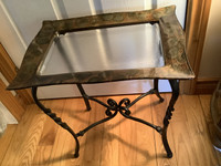 Vtg Decorative Removable Art Glass Tray w Ornate Metal Table
