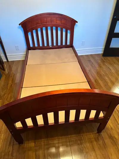 Base de lit simple en bois très solide, View more