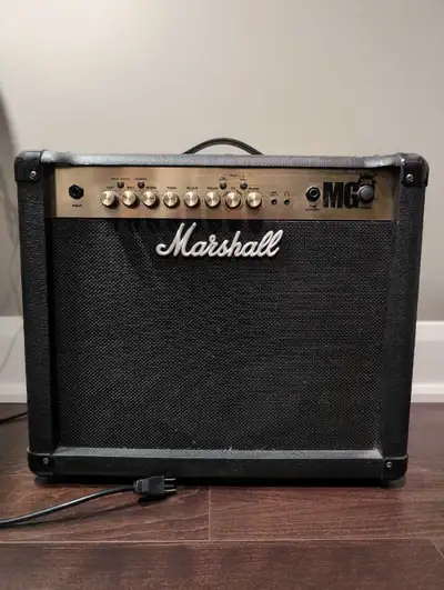 Marshall MG30FX combo amp, View more