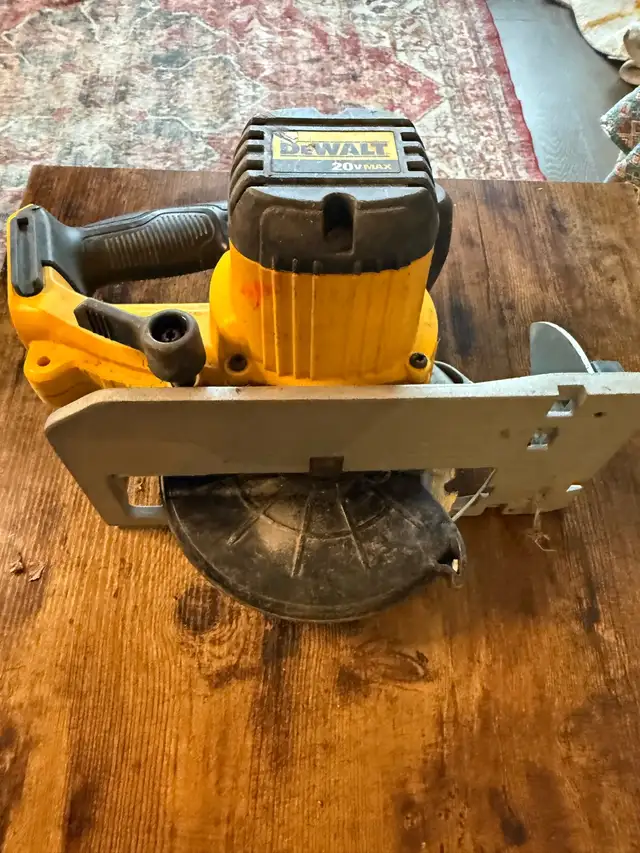 DeWalt Circular Saw in Power Tools in City of Toronto - Image 3