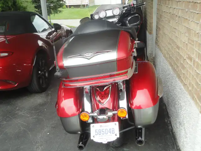 Kawasaki Voyager ABS 1700 in Touring in Shawinigan - Image 4
