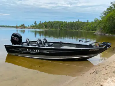 For Sale: 2014 Lund ProGuide 1825 115HP Mercury tiller MinnKota Terrova 80 I-pilot/ Humminbird sonar...