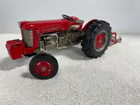 1/16 MASSEY FERGUSON 65 w/62 Plow Farm Toy Tractor