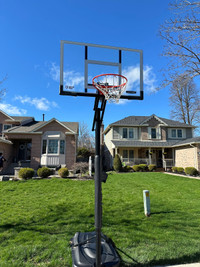 Adjustable and mobile Basketball Hoop 