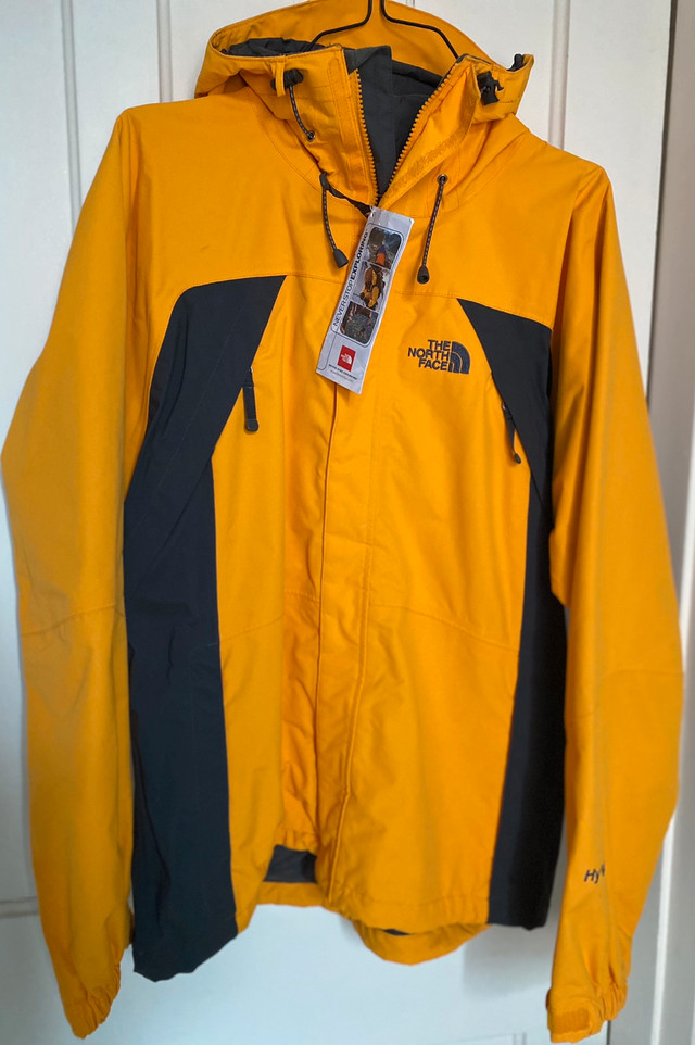 North Face Autumn/Spring Jacket-NEW  in Men's in Hamilton - Image 3