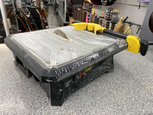 QEP 700XT 7” Wet Tile Saw in Power Tools in City of Toronto - Image 3