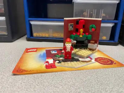 Lego 3300002 HOLIDAY Fire Place Scene, View more