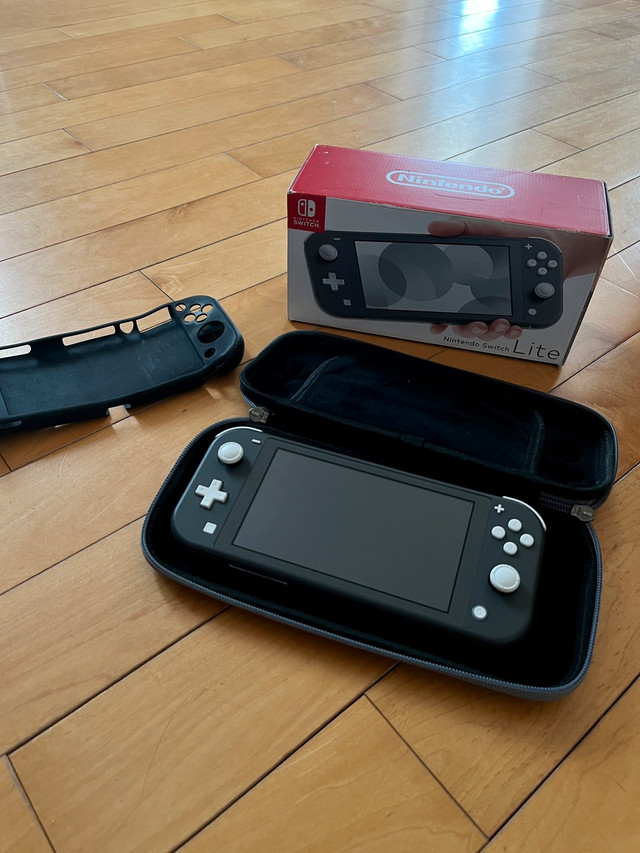 Nintendo Switch Lite à vendre | La Nintendo Switch | Granby | Kijiji