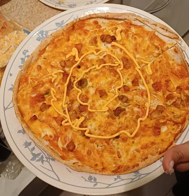 Home Made Thin Crust Cheese Pizza for Party Events64744749644547121