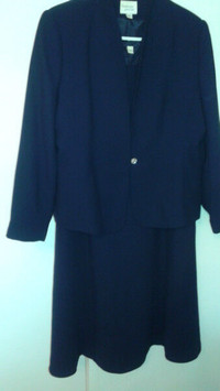 Elegant dark blue silky jacket/dress set "Tradition"Size 16 XL
