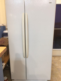 Kenmore side-by-side Refridgerator