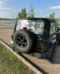 2018 Jeep Wrangler 2 Door Soft Top 6 Speed Tranny with 31000 KMS