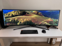 49 inch Samsung Curved Gaming Monitor 1440p 240hz refresh rate
