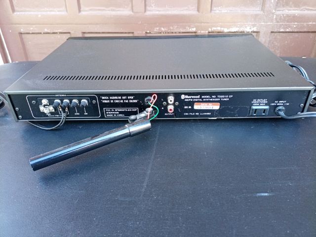Sherwood TD 2010  cp tuner in Stereo Systems & Home Theatre in Ottawa - Image 4