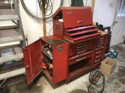 Tools include Hein Werner hydraulic ram set with many special rams and attachments such as duckbill...