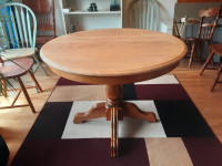 Antique maple table repared for médical donation