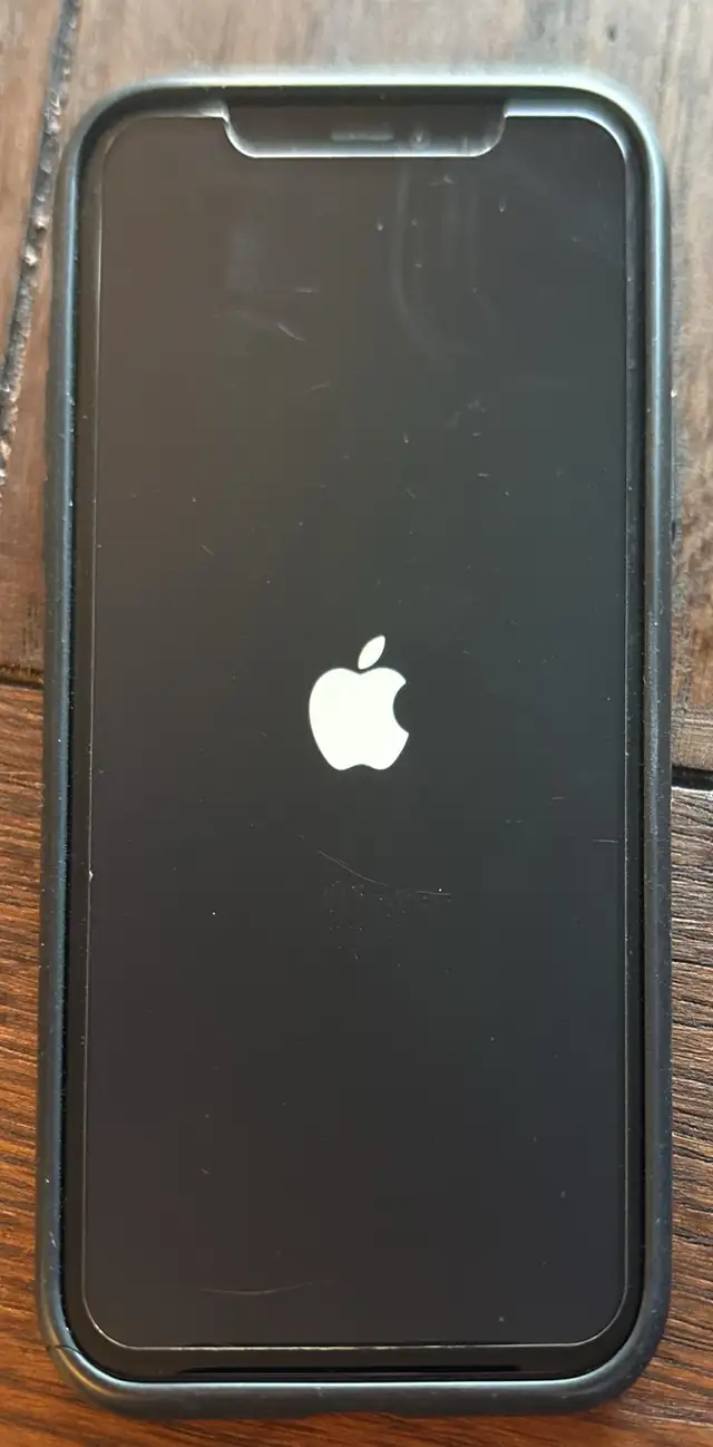 iPhone 11 like new in Cell Phones in Thunder Bay - Image 3