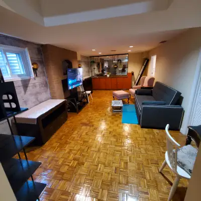 1 BEDROOM BASEMENTAPT.FOR RENT$1400 MISSISSAUGA-DUNDAS MAVIS