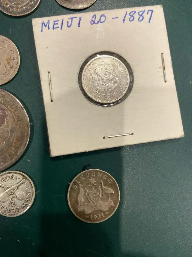 world silver coins in Arts & Collectibles in Mississauga / Peel Region - Image 7