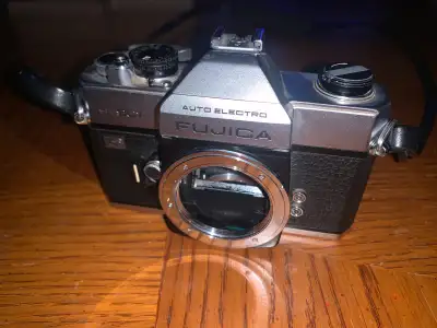 Fujica ST901 35mm Camera Body. No Lens, View more