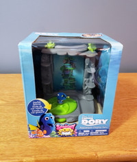 Disney Pixar Finding Dory Squishy Aquarium Display Figure - NEW