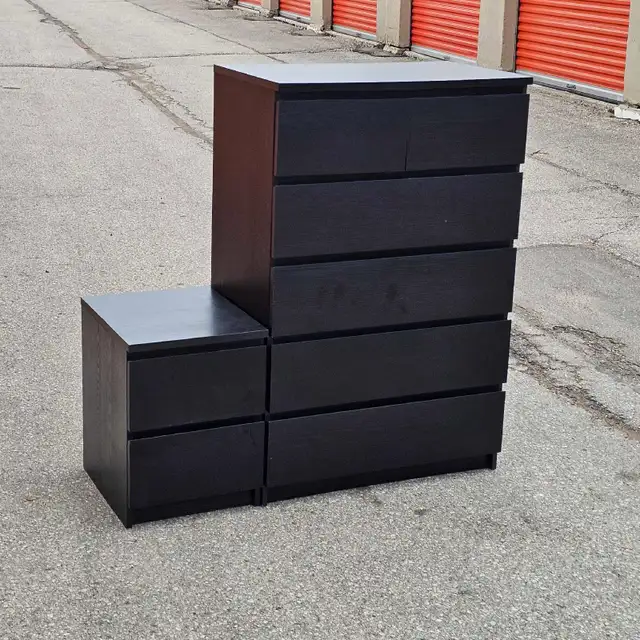 Delivery Available: Dresser and matching nightstand 