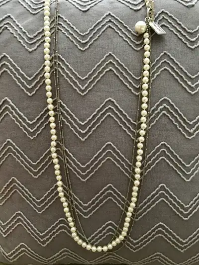 BRAND NEW ***MEXX*** LONG PEARL NECKLACE, View more