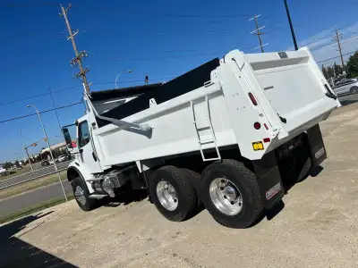 Tandem/Dump truck drivers needed, View more