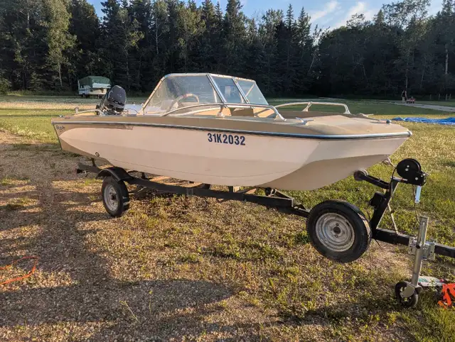15ft Glastron 85hp Mercury in Powerboats & Motorboats in Prince Albert - Image 4
