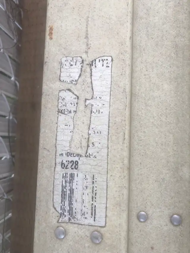 Featherlite Model 6228 28’ Extension Ladder63234474446209121