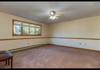 Right across from the elementary school 33 Alex unit A, feature 3 bedroom suit with 2 full bathrooms...