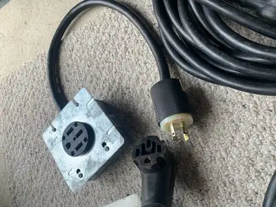 2 are 10/3 gauge , 1 is 12/4 gauge. And a few turnarounds. Different ends but you can always cut off...