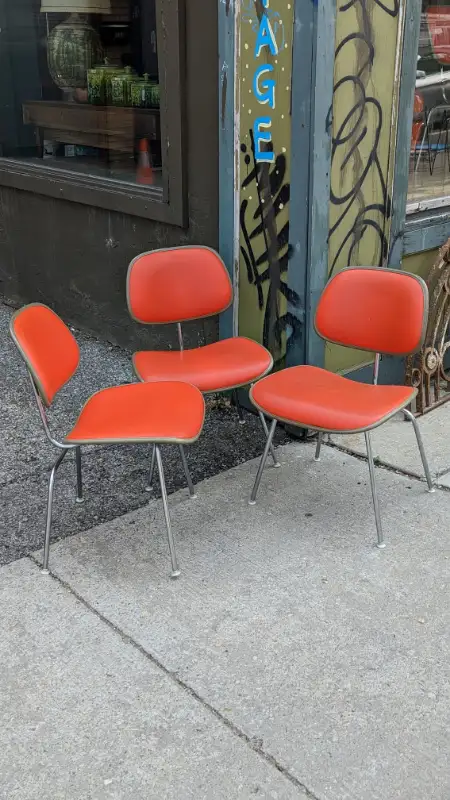 Charles & Ray Eames Herman Miller EC-127 Chair in Chairs & Recliners in City of Toronto - Image 2