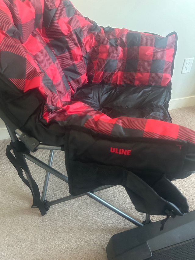 Big daddy plush red plaid camping chair with carry bag and cover in Chairs & Recliners in Edmonton - Image 3