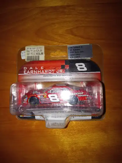 1/64 Dale Earnhardt Jr. #8 Budweiser 2006 Monte Carlo Limited, View more