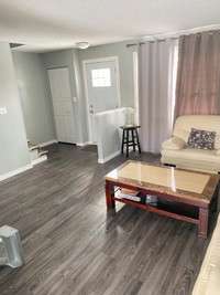 FEMALE SUBLET ROOMS MAY 1- AUGUST 1, 2024