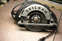 Skilsaw Sidewinder  aluminium utilisee 1 fois avec boite